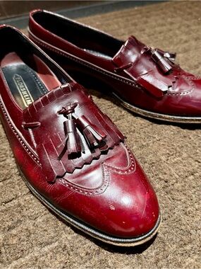Florsheim Men’s Burgundy Tassel Kiltie Loafers - Sleek Slip-Ons